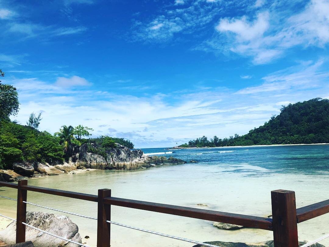 Вид, которым может любоваться каждый из участников телешоу на Острове Любви