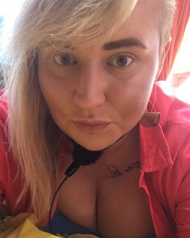 Александра соловей архитектор. Александра соловей архитектор. Стихи про сашу и олю. Александра соловей архитектор. Парень в шапке развел девку в парке.