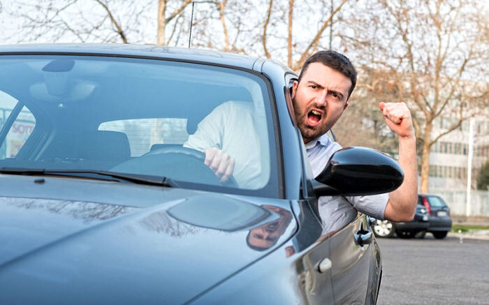 
Расход бензина существенно зависит от темперамента водителя. | Фото: zr.ru.
