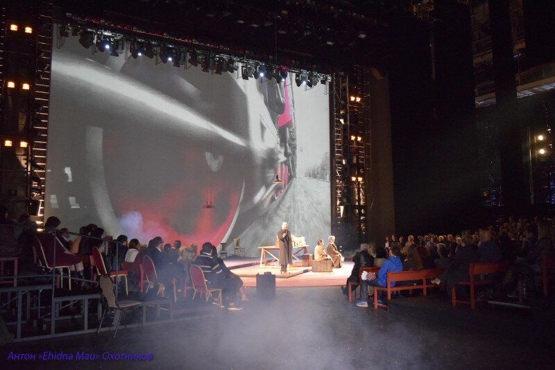 фото Антона Охотникова