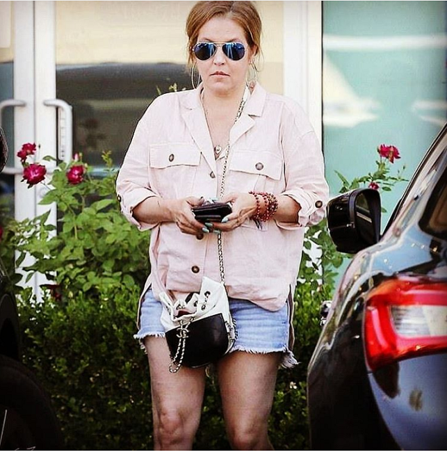 Майкл Джексон. Почему он сравнивал любовь с мылом и развёлся с дочерью ...