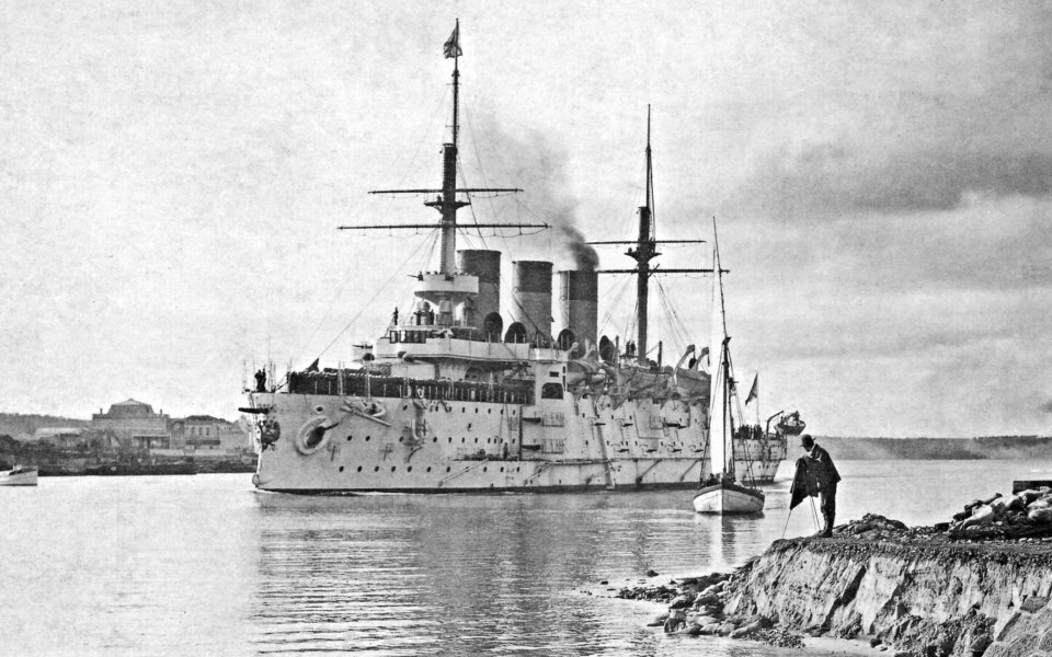 «Ослябя» в Бизерте. Ист.: tsushima.su