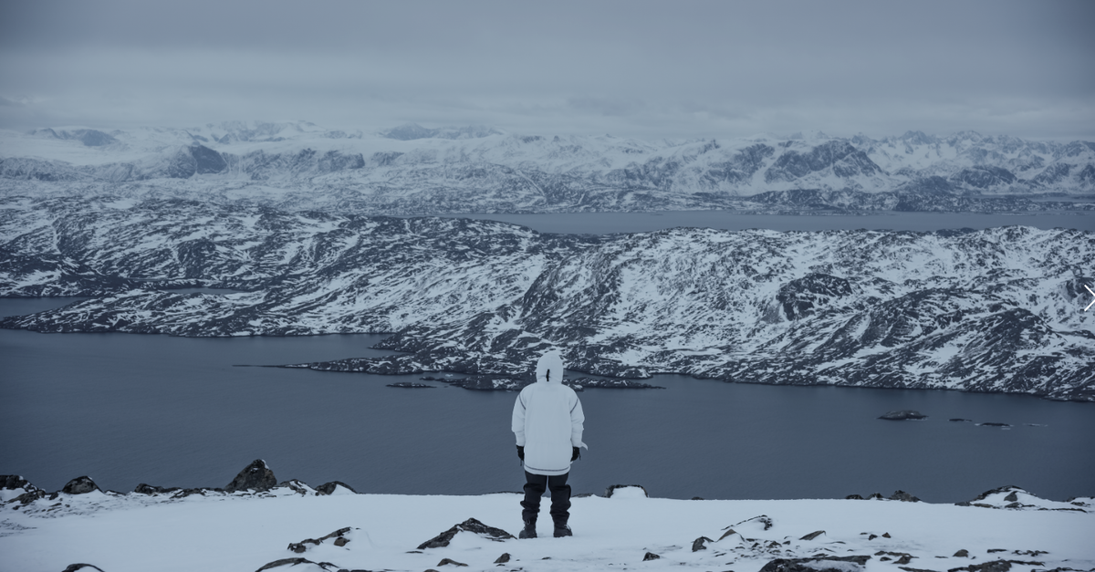 Джон Акомфра. Пурпур. 2017. Кадр из видео. © Smoking Dogs Film. Предоставлено галереей Lisson.