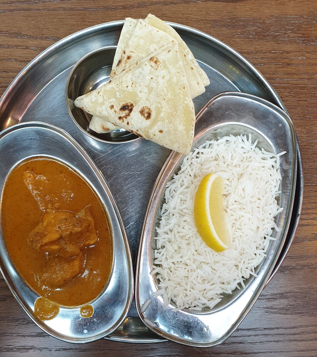 "Осторожно, слон!", курица карри за 280₽