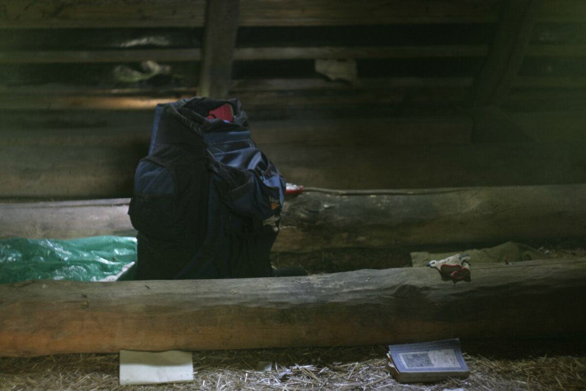 Ночевка на чердаке.