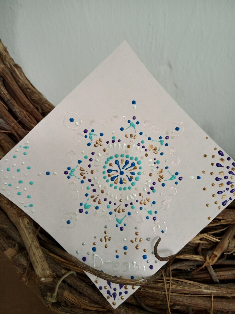 Мандала акрилом