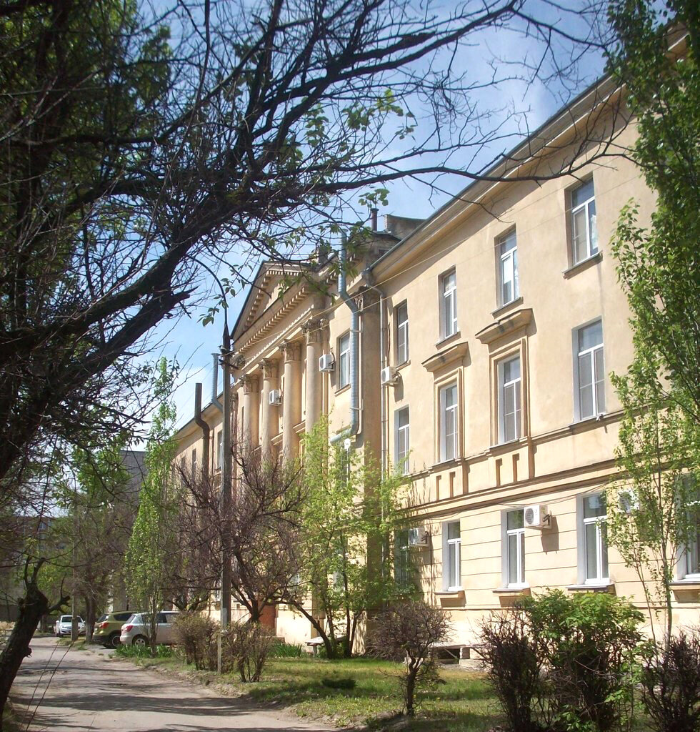 по отзывам - самая лучшая больница в городе