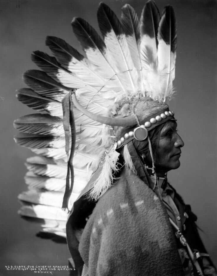 Apaches native. Племя Апачи. Индейцы племени Апачи. Индейцы Северной Америки Апачи. Индейцы Апачи вожди.