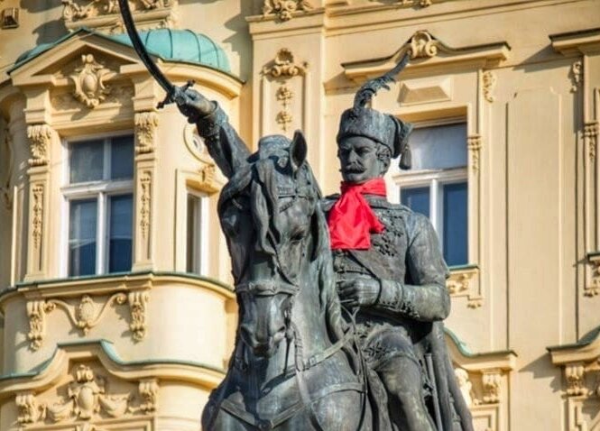 В чём разница между сказкой и байкой? Прежде всего в том, что байки содержат в себе частицу правды и как любят писать в титрах фильмов "основаны на реальных событиях".-2