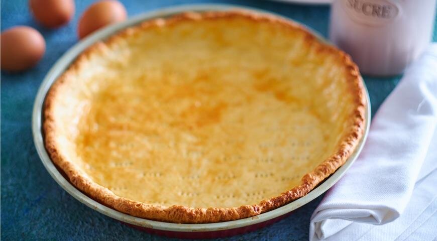 Больше рецептов теста для пирогов и пирожков см. на gastronom.ru