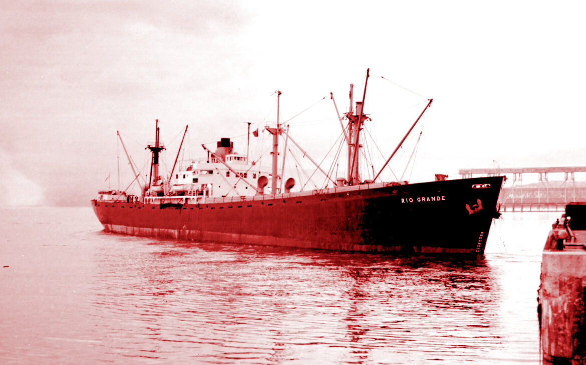 Дизельное транспортное судно класса Бельграно Rio Grande, фото 1941 года.