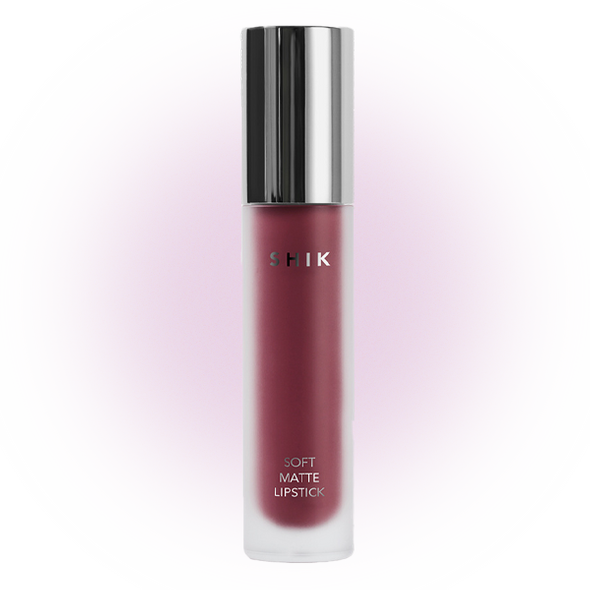 
купить1223 руб.Жидкая матовая помада Soft Matte Lipstick, ShikУ помады удобный аппликатор — одним движением можно сделать ровный контур. Особенно порадовало, что помада не плешивит и дает глубокий цвет за два слоя. Губы почти не сушит, придает им бархатистость и не растекается без карандаша.