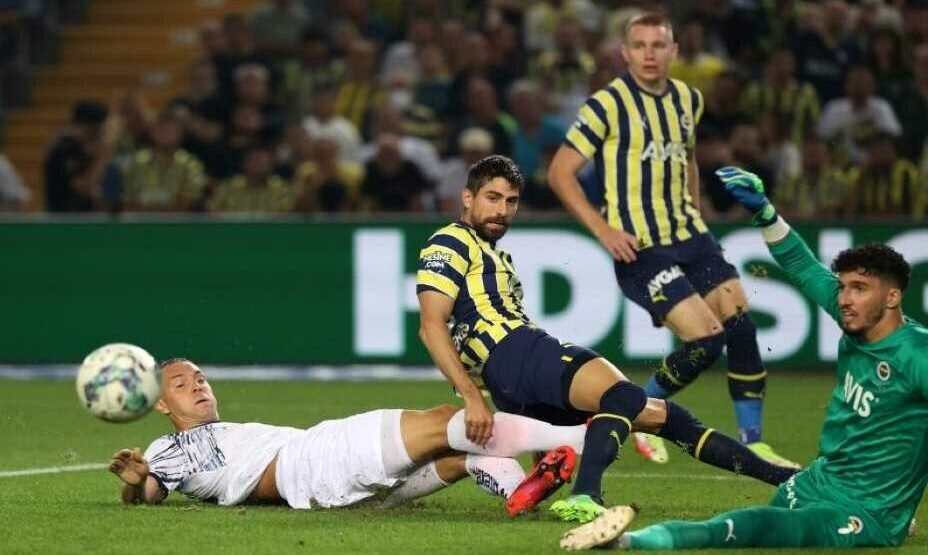    Свой последний гол Артем Дзюба забил в чемпионате Турции, где не задержался. Фото: Соцсети «Адана Демирспор»