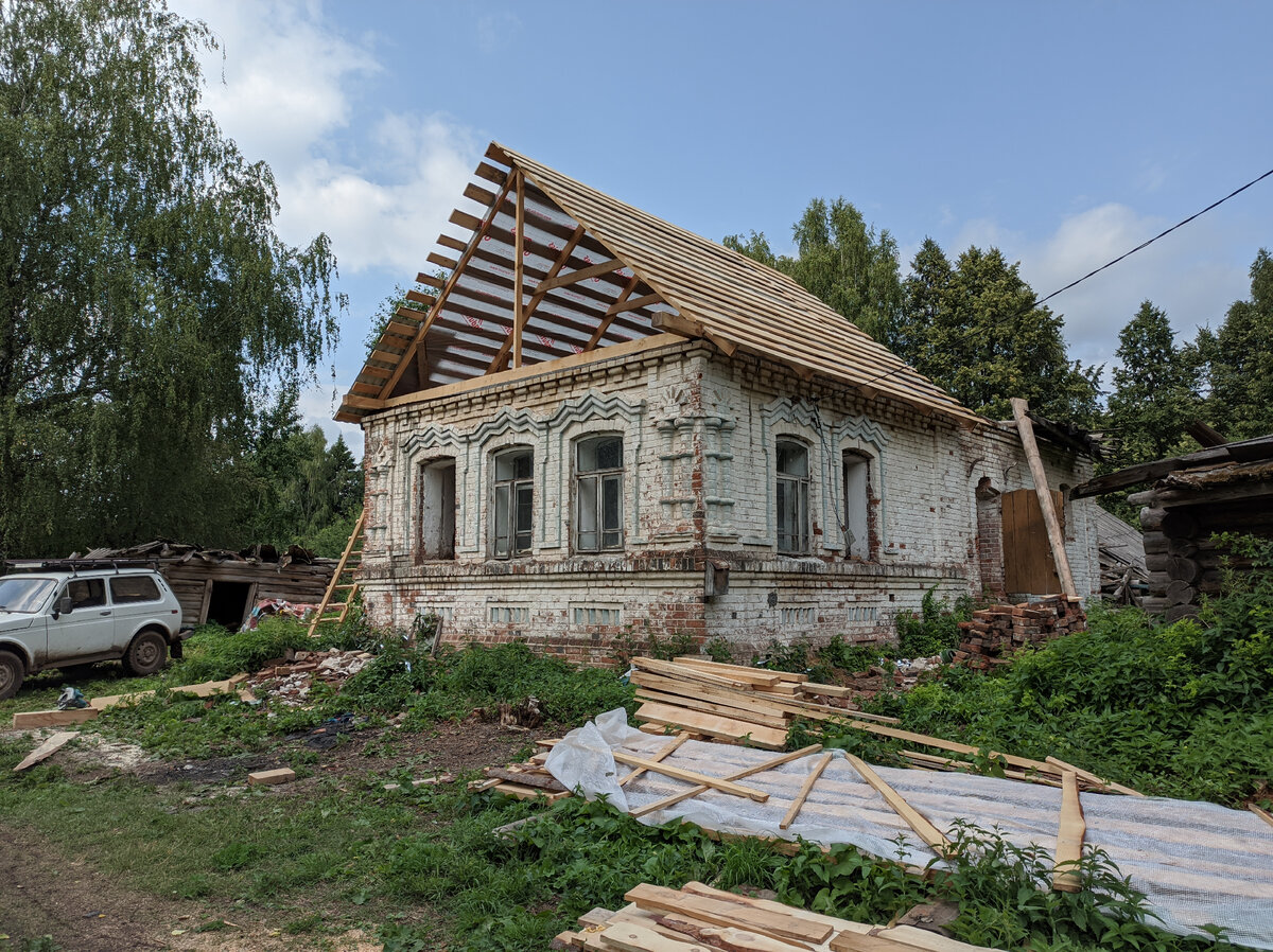 Пришла идея восстановить старый дом. Браться ли за это дело? | Вятский  Хутор | Дзен