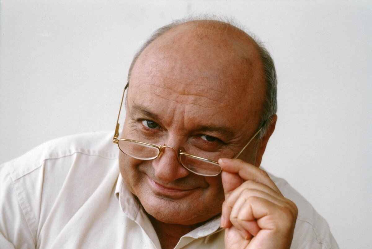  ,       ,      ,   .-4