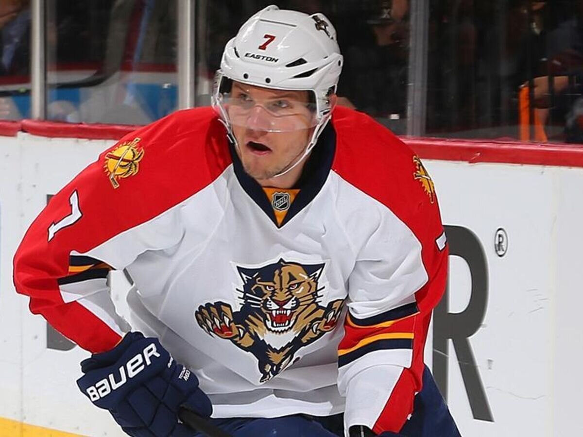    Дмитрий Куликов в клубе "Флорида Пантерз"© Фото : Пресс-служба НХЛ