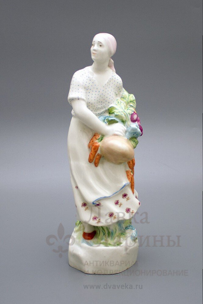 Статуэтка «Колхозница с овощами» из серии «Урожай» для ВСХВ (ВДНХ), скульптор Данько Н. Я., редкая роспись, Дулевский фарфоровый завод