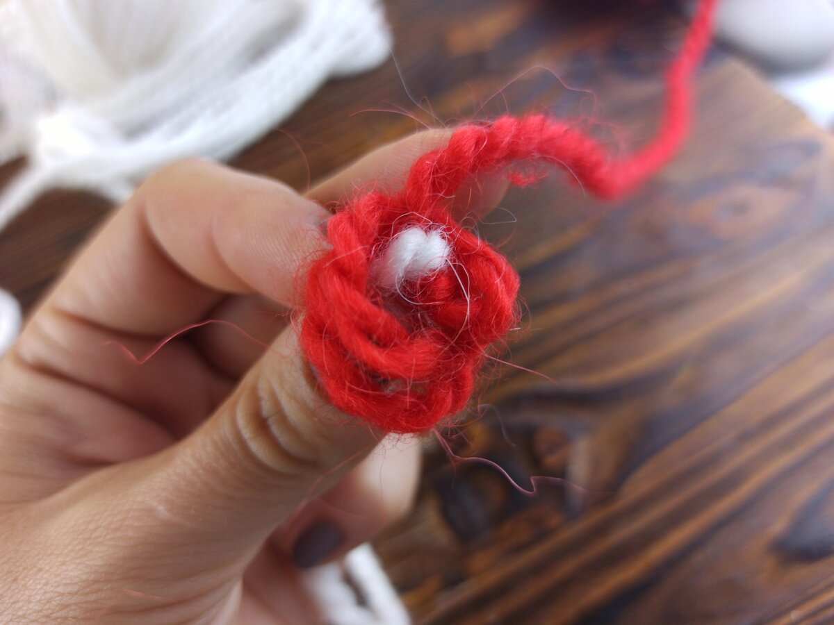 срастить веревку без узлов. связать концы пряжи. концы пряжи. концы пряжи. соединитель нитки для вязания.