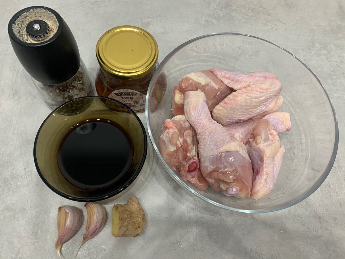 Соевый соус с медом для крылышек. Рецепты приготовления куриных крылышек с медом в духовке