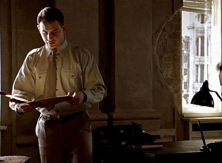 Кадр из фильма "Мнение сторон"