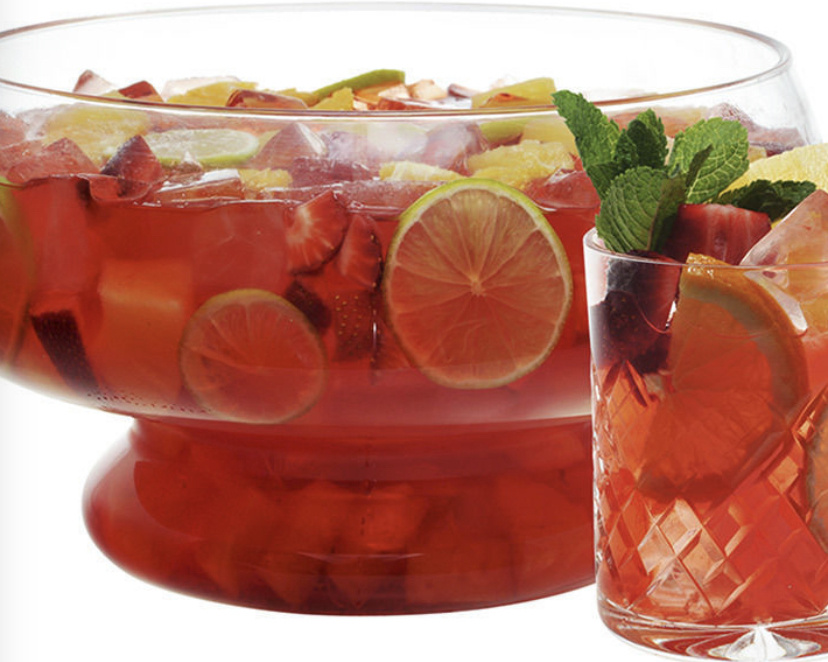 Ягодный слабоалкогольный пунш