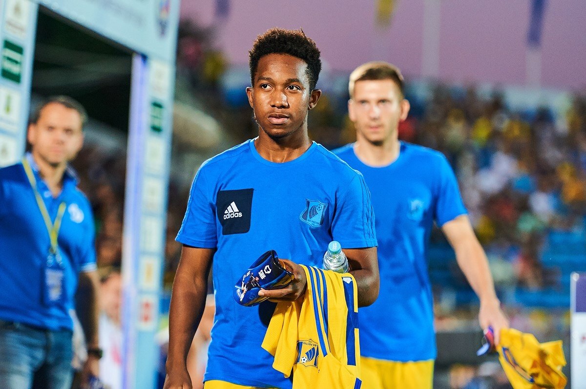 Жосимар в форме Ростова в РПЛ