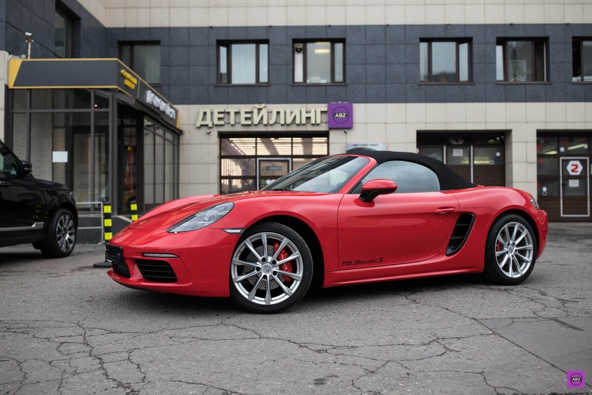 Porsche Boxster s красный