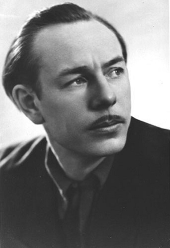 Игорь Дмитриевич Бельский
источник: сайт belcanto.ru