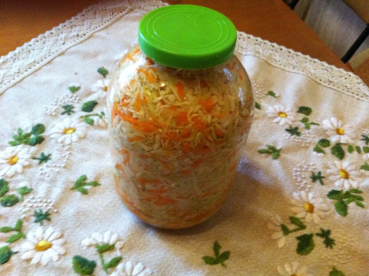 Соление капусты рассолом на зиму рецепты хрустящие
