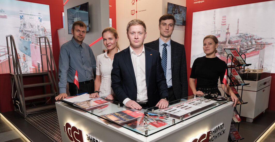 Представители ССТэнергомонтаж на выставке OMR 2020. Стенд от агентства Ideation 