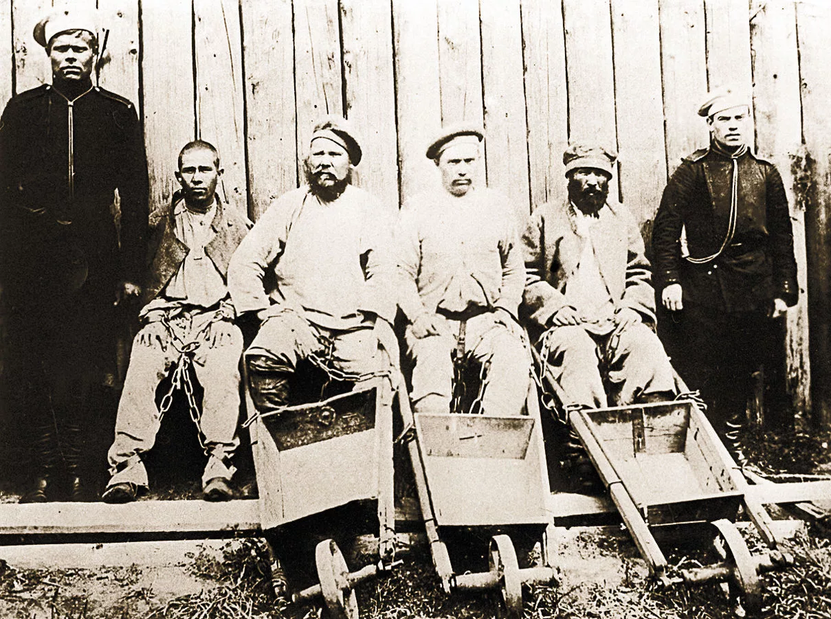 судно на котором каторгу отбывали 6. сахалинская каторга школа. пароход «петербург» доброфлота. наказание шпицрутенами 19 век. судно на котором каторгу отбывали 6.