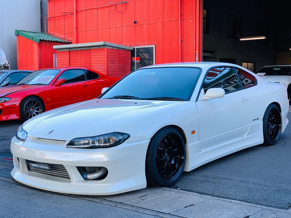 Nissan Silvia S 15