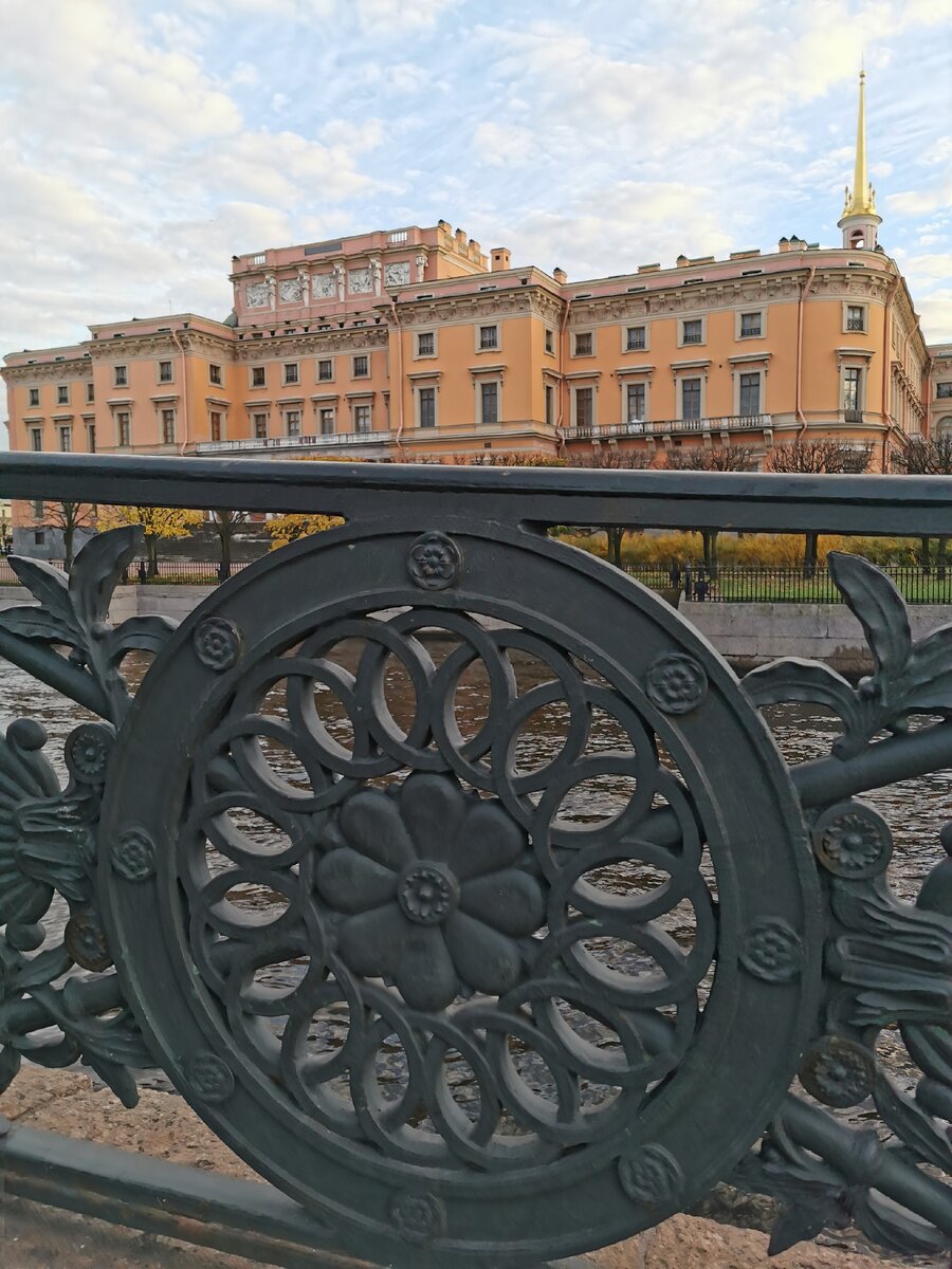 Михайловский замок. Санкт-Петербург