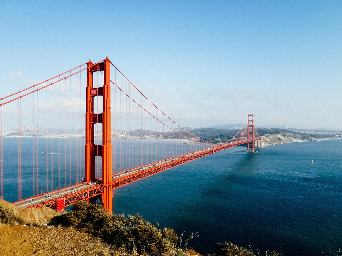 Фото взято с https://get.pxhere.com/photo/sea-coast-water-bridge-golden-gate-bridge-san-francisco-suspension-bridge-vehicle-tower-cable-stayed-bridge-114375.jpg 