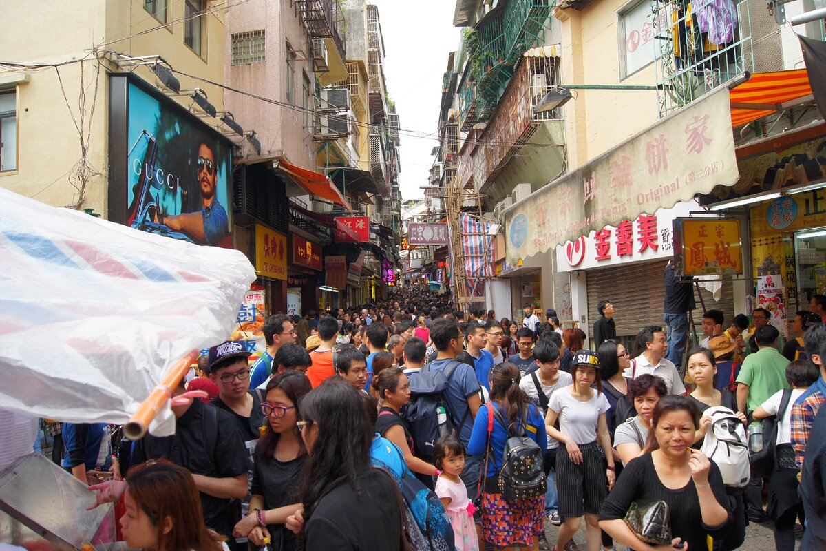 Центр Макао. Вот это шум (из фотоархива автора блога)