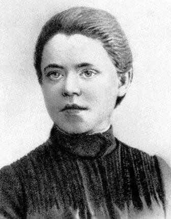 Анна Изряднова