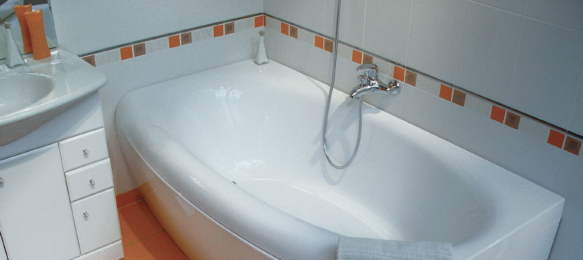 Мы абсолютно уверены, что если у вас есть ванна – вы думали над тем, что сделать с пространством под ней