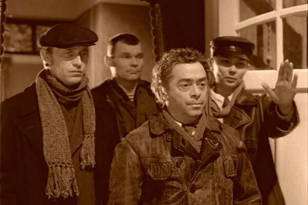 "Если бы сейчас была дискуссия" Кадр из советского фильма "Собачье сердце" (1988). 