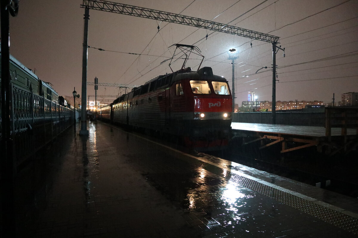 Последний в истории дальний поезд отправился с Рижского вокзала. Как ...