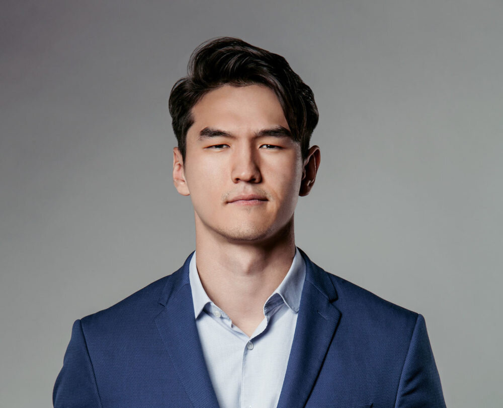 Заткинись и давай  к истории 