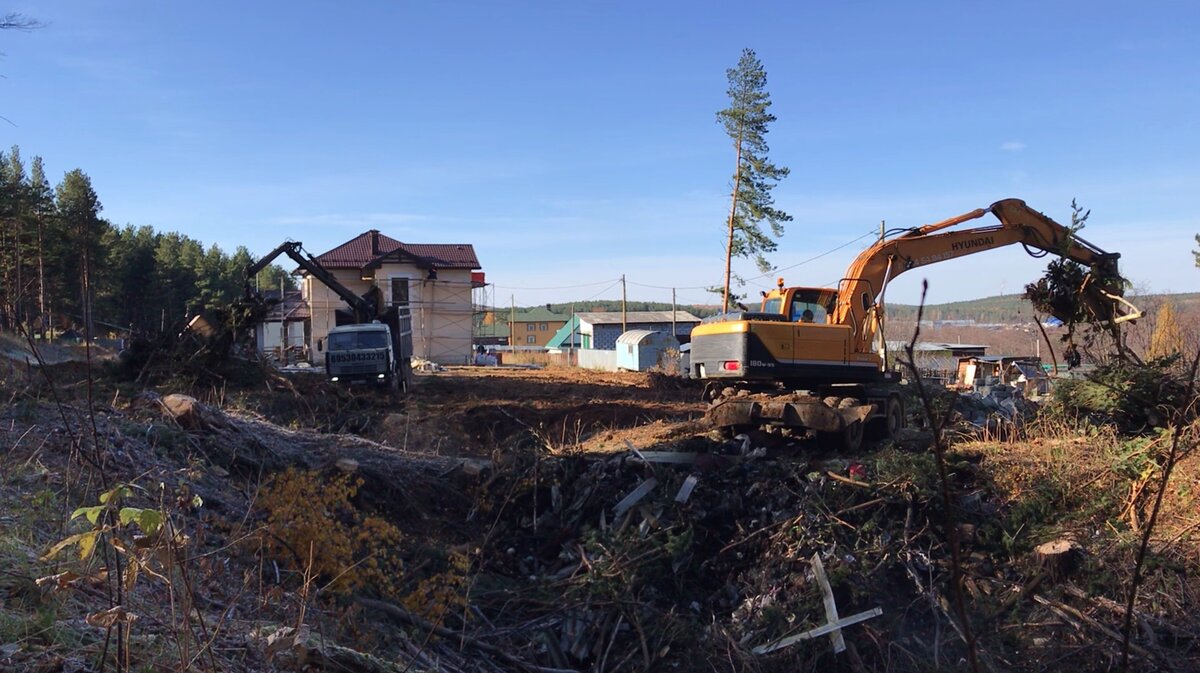 Естественно, в начальный бюджет не уложились и по ходу появилась парочка нюансов, тем не менее. 