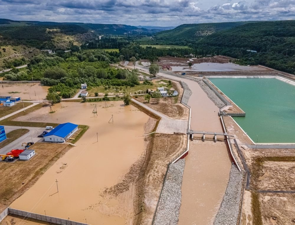 Бельбекский водозабор после подъема уровня воды в реке. Фото Алексея Скляренко