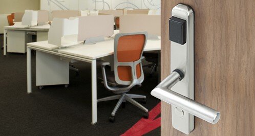 Электронный замок для офиса на двери