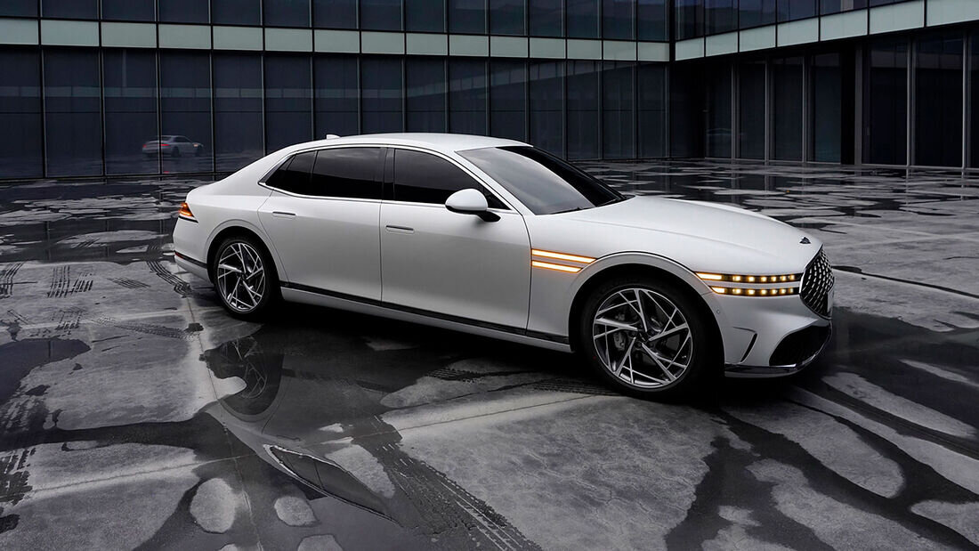 А могут и указать на намерение повернуть.