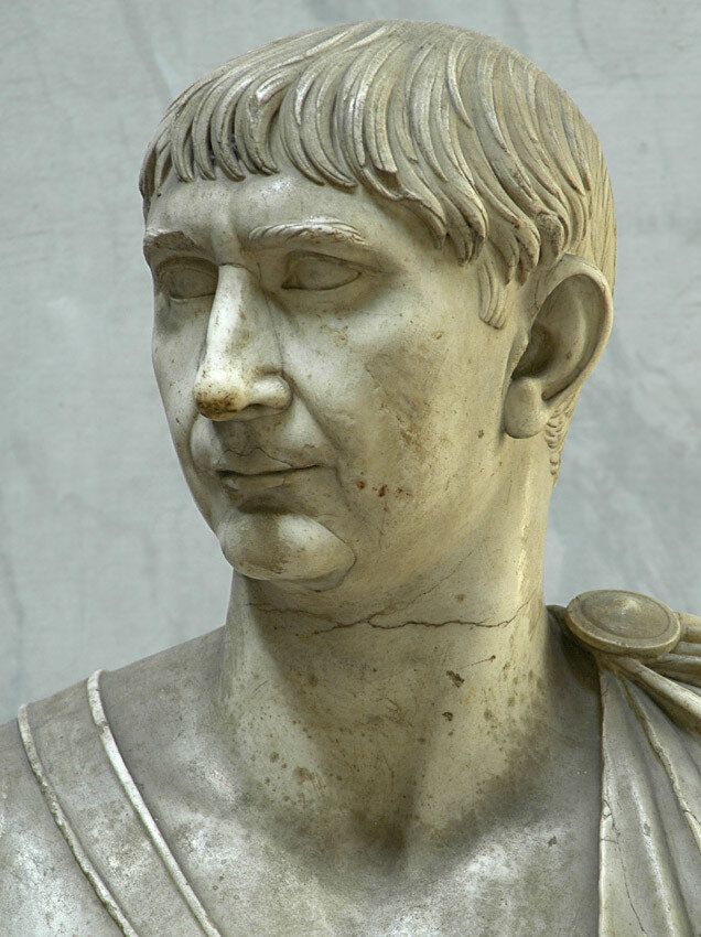 Бюст императора Траяна