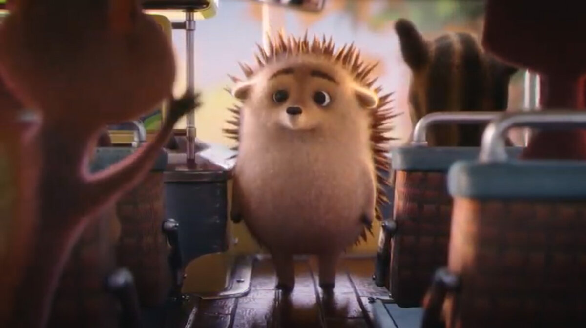 Ежик в автобусе.