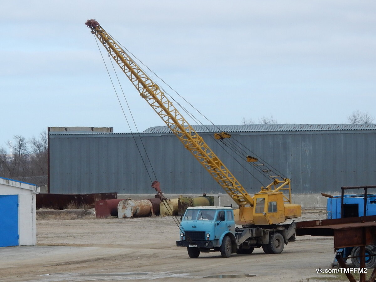 Автокран КС-3562Б с удлиненной стрелой 14 м. Фото автора.
