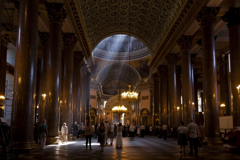 Интерьер собора