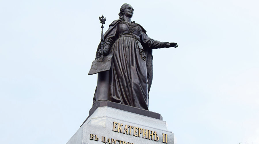 Памятник Екатерине II // Туристический портал Республики Крым, Светлана Мальцева