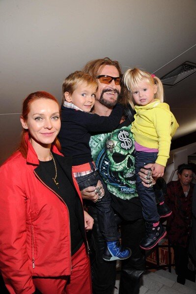 Никита Джигурда с семьей / Фото: Legion-Media 
